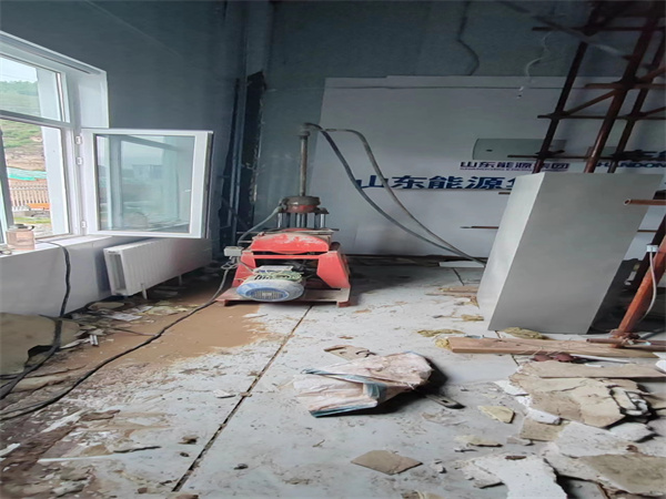 平遥地基基础下沉墙体裂缝加固注浆顶升施工